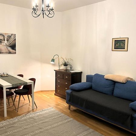 Casa Nostra - Ruhige Stadtwohnung Mit Balkon Виена Екстериор снимка