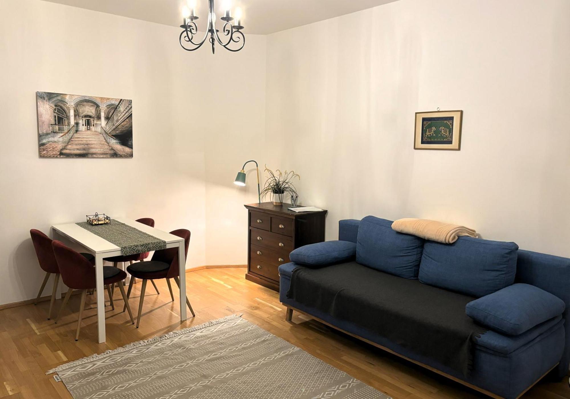 Casa Nostra - Ruhige Stadtwohnung Mit Balkon Виена Екстериор снимка